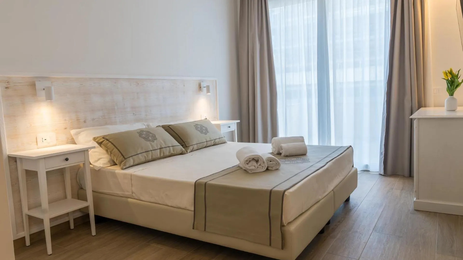 Landlord Hotel Alghero 0*,  Italy